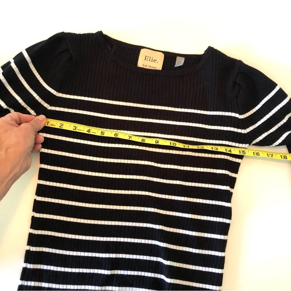 Elie Tahari Ribbed Striped Sweater Small Black White